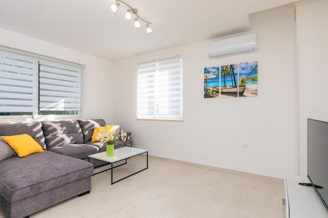 Apartman Ivona Na 1. Katu มาลินสกา ภายนอก รูปภาพ