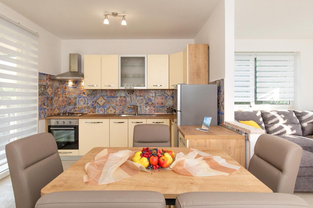 Apartman Ivona Na 1. Katu มาลินสกา ภายนอก รูปภาพ